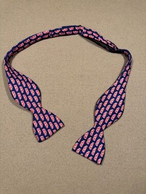 Rivetz of Boston, 100% silk Ole Miss bowtie men’s